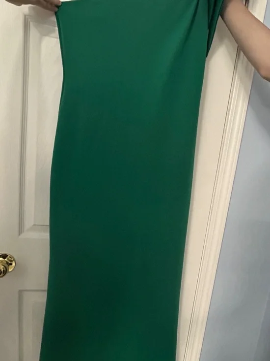 Green evening formal gown dress with jewelry - Picture 6 of 11